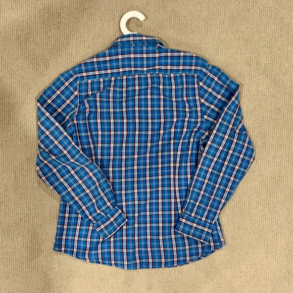 Top,an mens plaid lightweight button down - Picture 3 of 3